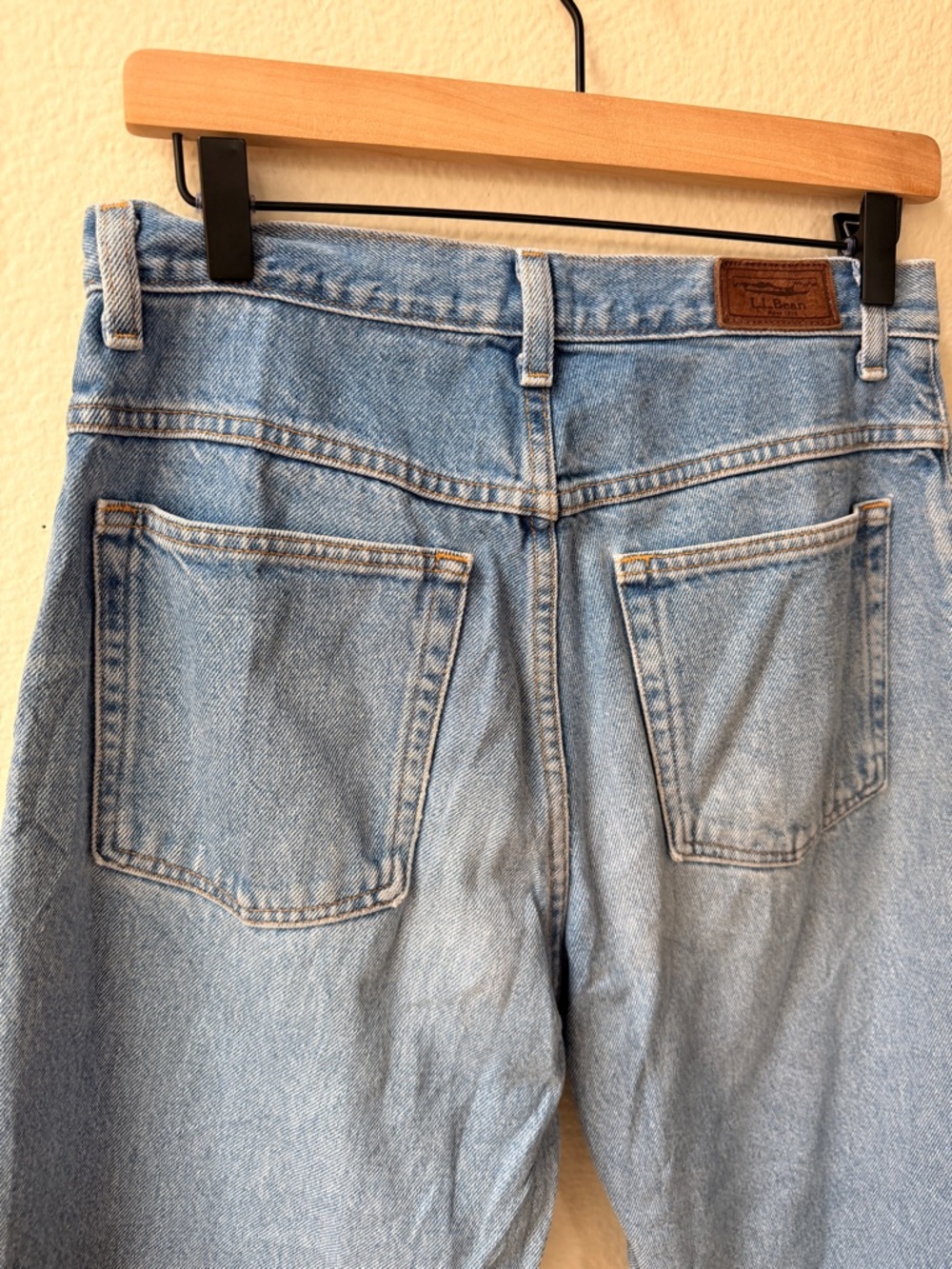 L.L. Bean Women’s 12P Vintage Inspired Light Blue Relaxed Straight Jeans Cotton‎ - Picture 8 of 11